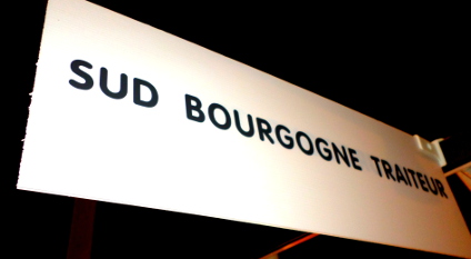 Le stand Sud Bourgogne Réception Traiteur au salon du mariage de Chalon-sur-Saône